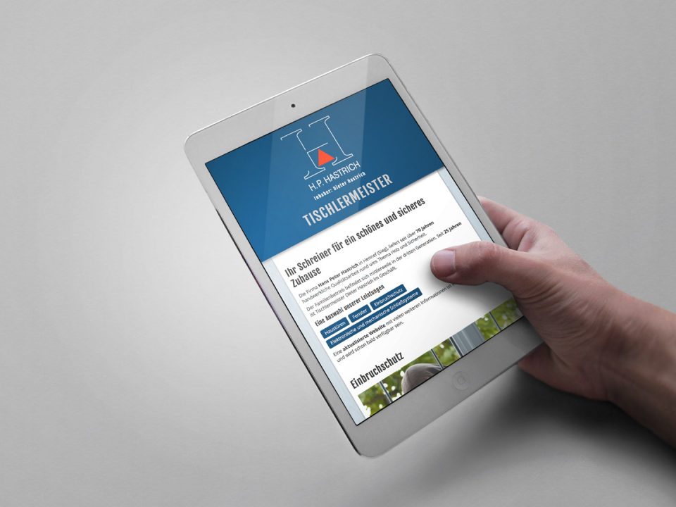 Beispiel Homepage für Tischler auf Tablet | Webseite für Handwerker